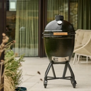 Gril Big Green Egg Large The Onyx – základní set (k dispozici od května, lze předobědnat)